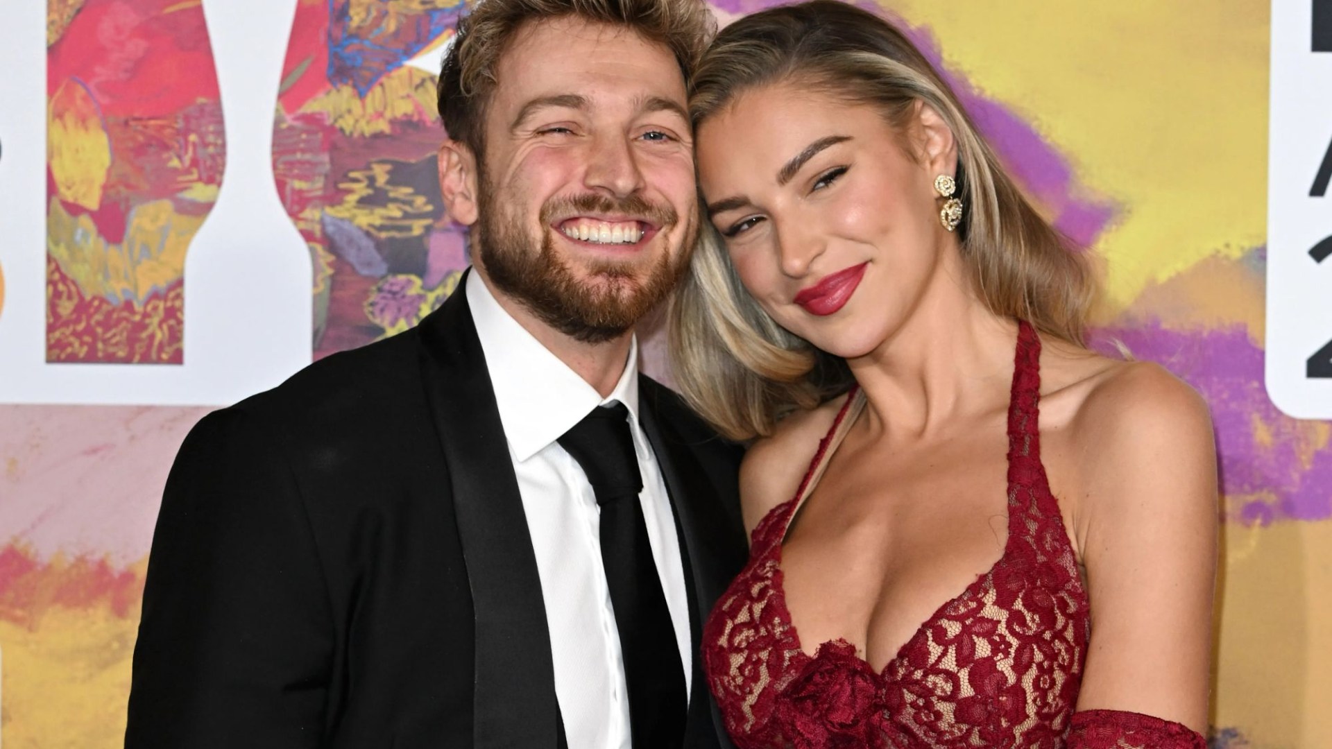 Sam Thompson, Zara McDermott, Louis Tomlinson: New Romance