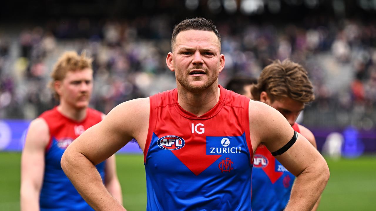 AFL Star Blue's Injury: Return Date Confirmed?