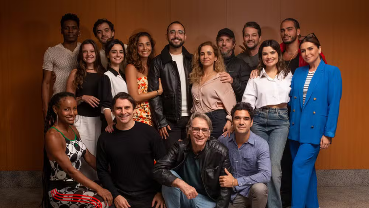 Atores De Beleza Fatal: Sucesso Na Internet