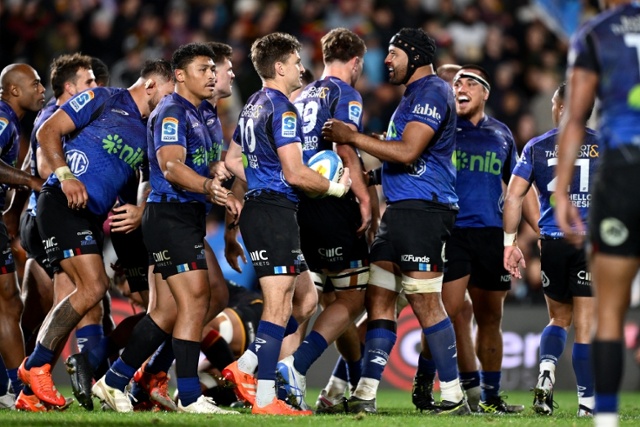 Chiefs Upset: Blues Alive In Title Defence