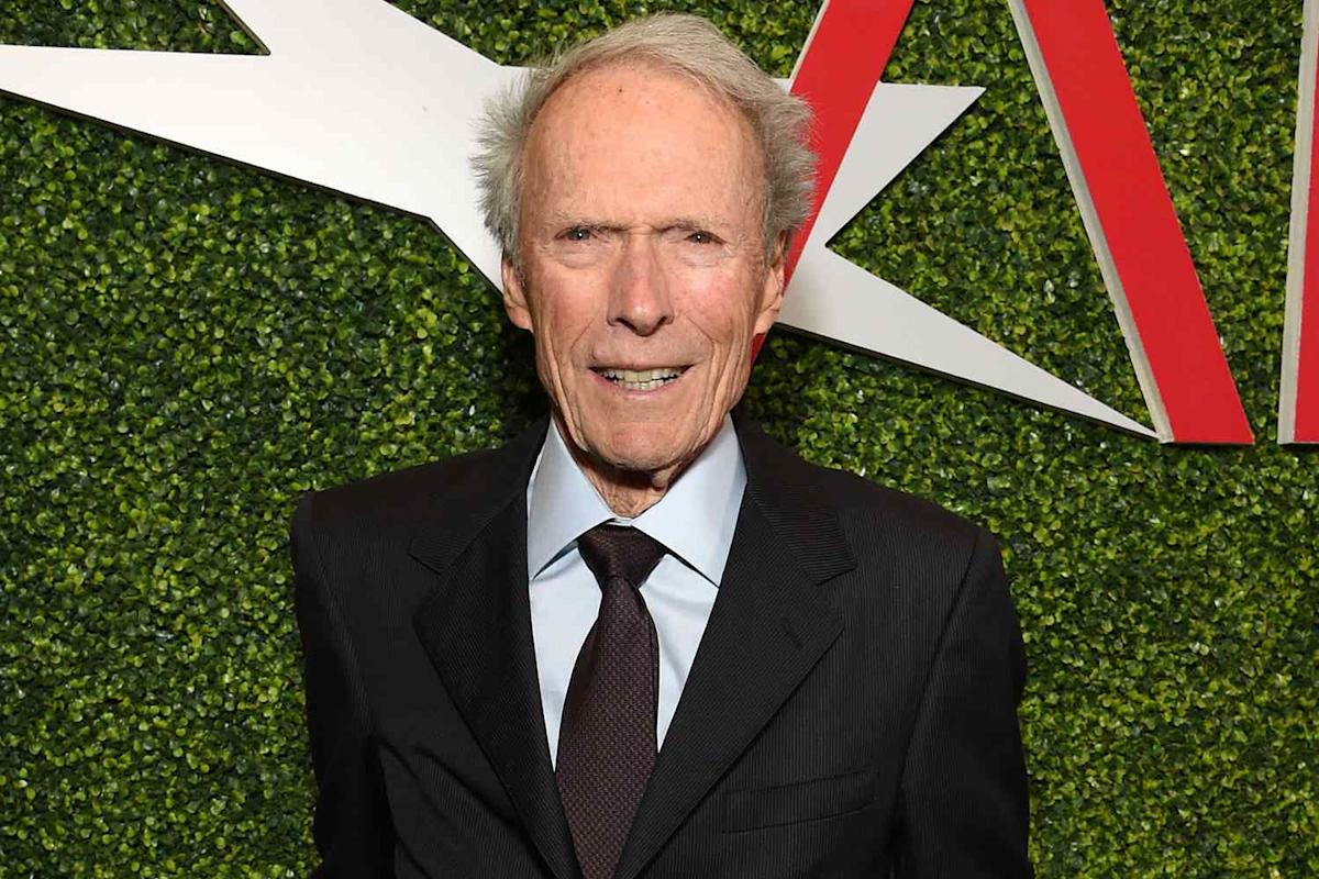 Clint Eastwood 95: Tahun Setelah Kehilangan Kekasih