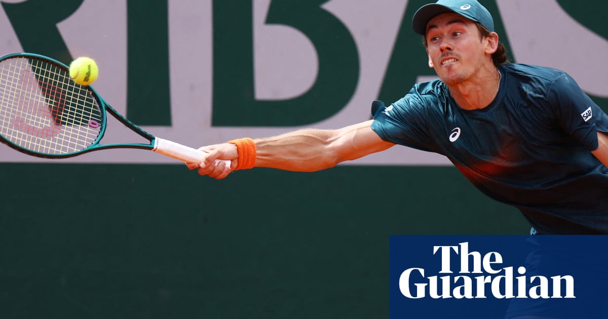 De Minaur Burnt Out, Loses To Bublik At French Open