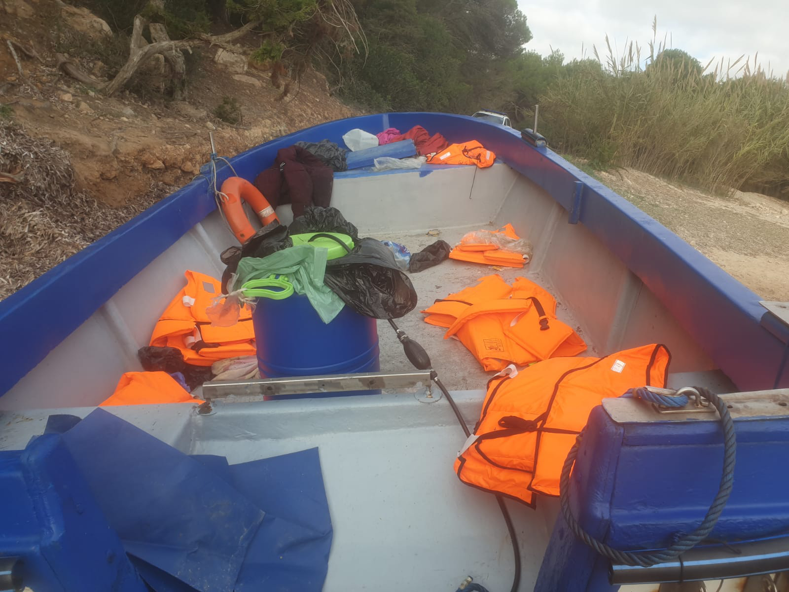 Formentera: Dutzende Migranten Treffen Ein