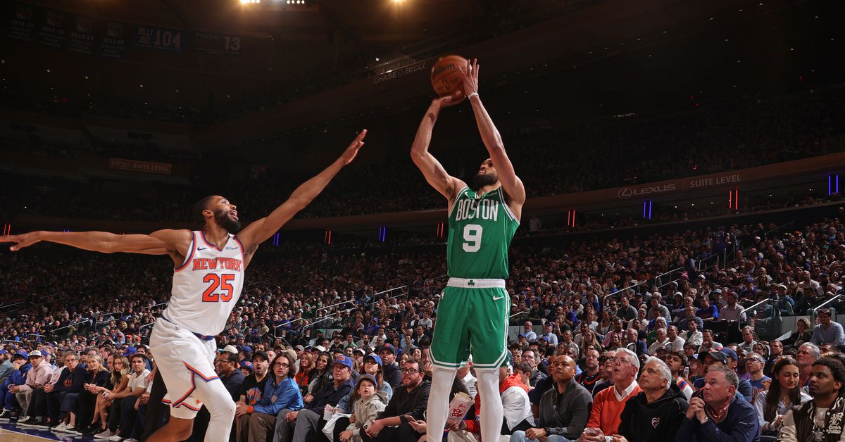Game 3: Derrick White's Impact Felt