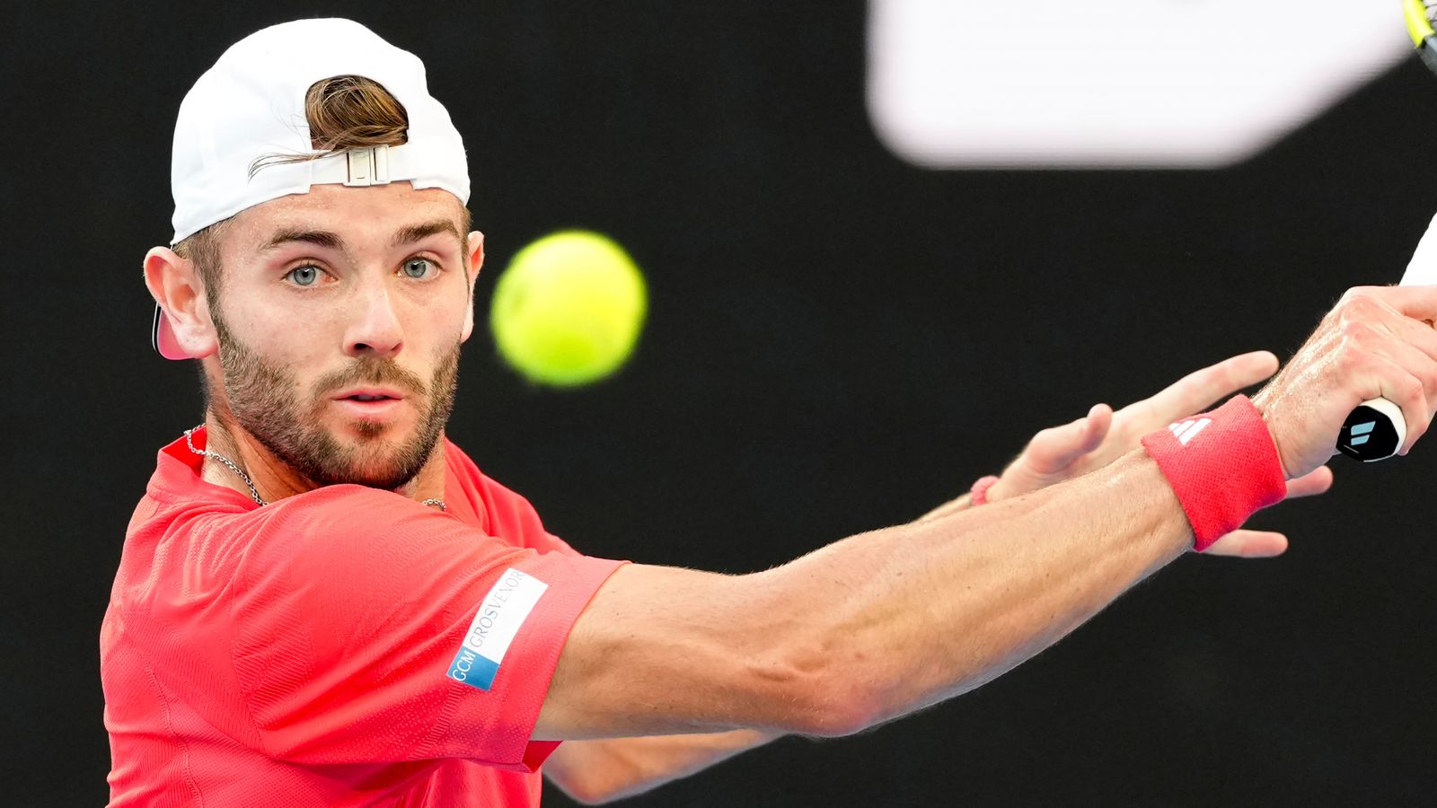 Miami Open: Fearnley Wins, Reaches Main Draw
