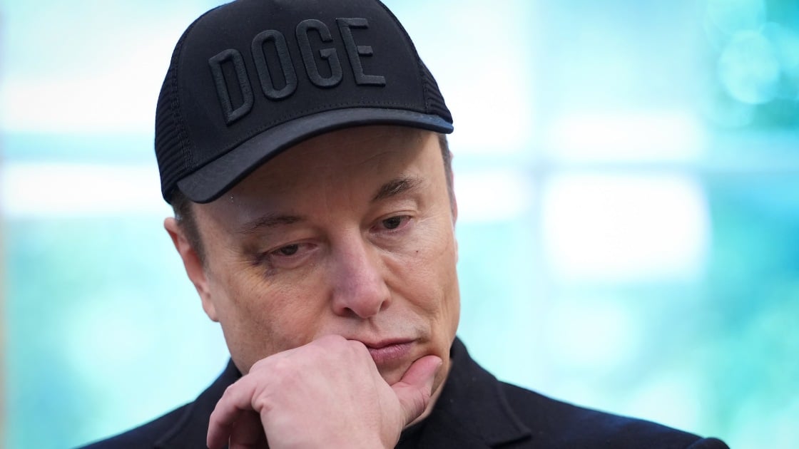 Musk's Trump Split: No Change To Starlink Canada Deal