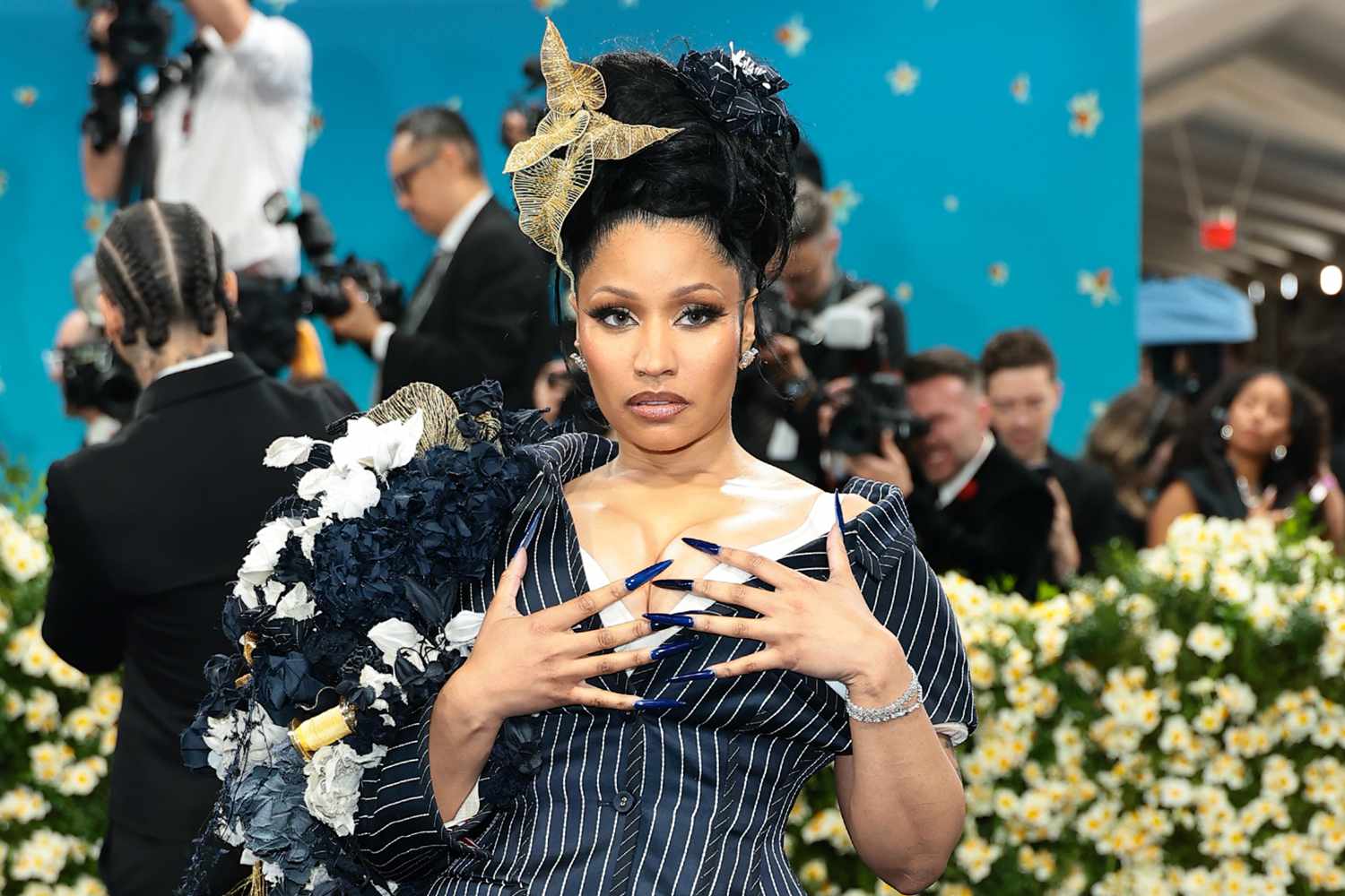 Nicki Minaj: Met Gala 2025 Chic Suit-Dress