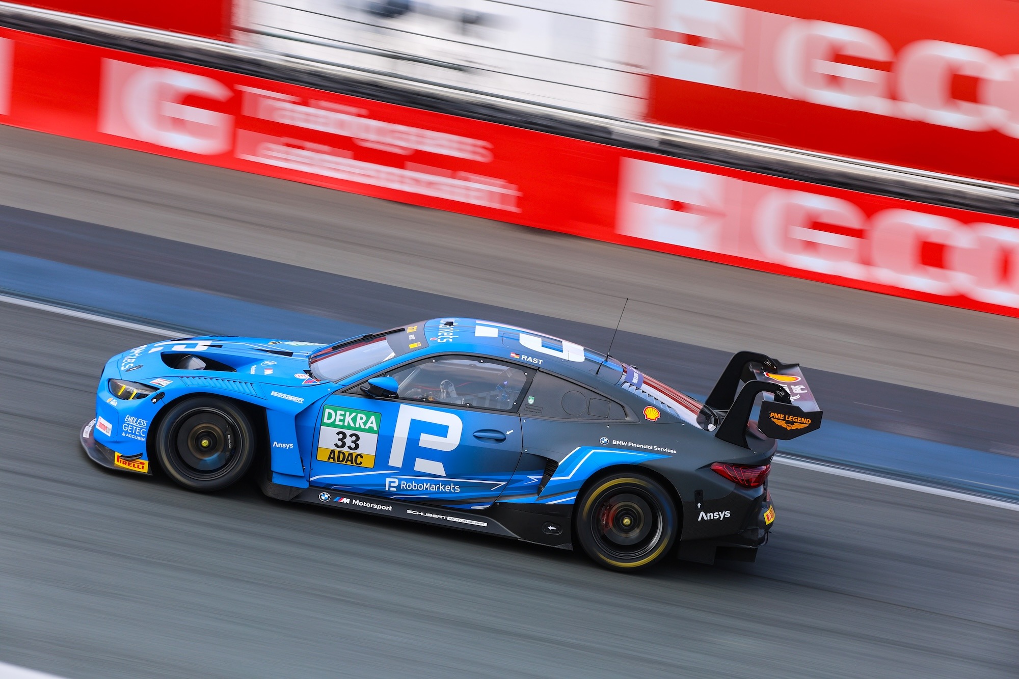 Rekor Baru DTM: René Rast Berjaya
